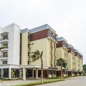 RedDoorz Plus @ EcoHome Citra Raya Tangerang